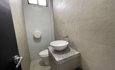 En venta edificio comercial en Urdenor 1