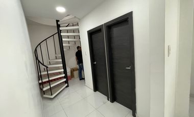 En venta edificio comercial en Urdenor 1