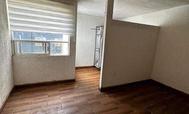 CASA EN RENTA AMUEBLADA EN CAÑADAS DEL BOSQUE