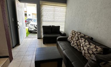 CASA EN RENTA AMUEBLADA EN CAÑADAS DEL BOSQUE