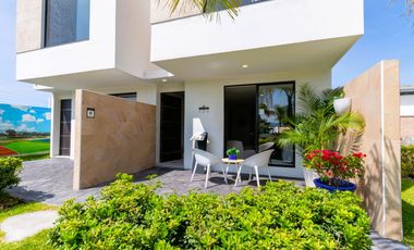 CASA CON ALBERCA Y PALAPA EN VENTA AL SUR DE CUERNAVACA