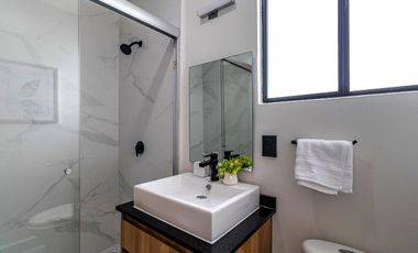 CASA CON ALBERCA Y PALAPA EN VENTA AL SUR DE CUERNAVACA