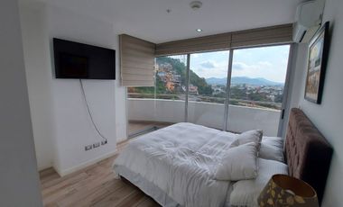 Puerto Santa Ana, Loft de 3 Dorm. con Balcon con Vista Amoblado