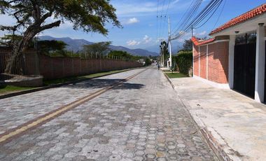 Venta Terreno Tumbaco Dentro de Urbanización Privada Sector de Hilacryl