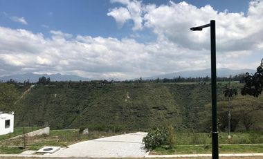Venta Terreno Tumbaco Dentro de Urbanización Privada Sector de Hilacryl
