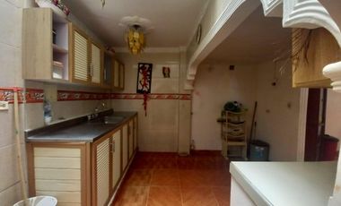 URBANIZACION EL GOLF CARTAGENA,BOLIVAR, VENDO EXCELENTE CASA DOS PLANTAS.