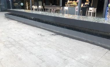 Local Plaza Miramontes