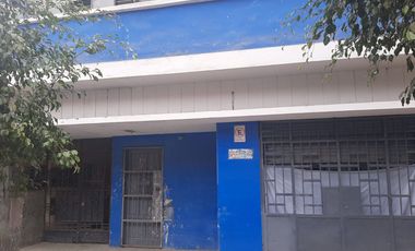 Vendo Inmueble Urbano a precio de remate en Av Prolongación La Mar - La Victoria a pocas cuadras del Emporio Comercial de Gamarra