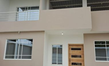 Casa en venta / Zona norte de Manta