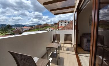 CASA EN VENTA DE TRES PISOS POR ESTRENAR CON SUITE INDEPENDIENTE, SECTOR CONTROL SUR