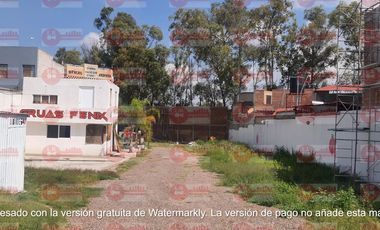 Renta de Terreno al sur, bardeado sobre Siglo XXI (tercer anillo) frente a Paseos de  Santa Mónica