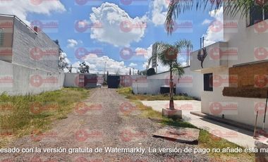 Renta de Terreno al sur, bardeado sobre Siglo XXI (tercer anillo) frente a Paseos de  Santa Mónica
