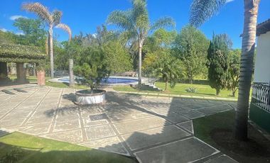 EXCELENTE CASA DE CAMPO EN VENTA 