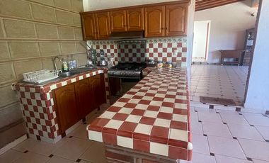 EXCELENTE CASA DE CAMPO EN VENTA 