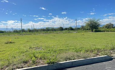 Excelentes lotes de 98 M2 con facilidades de pago