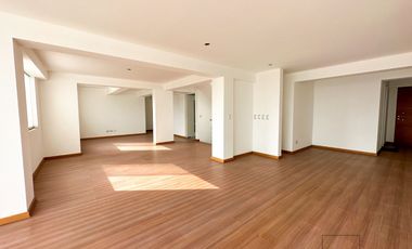 EXCLUSIVO TRIPLEX TIPO PENTHOUSE EN VENTA EN CORPAC SAN ISIDRO