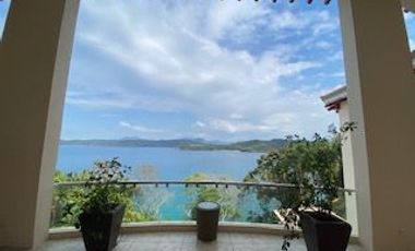 Newly Renovated House & Lot with Unobstructed Seaview