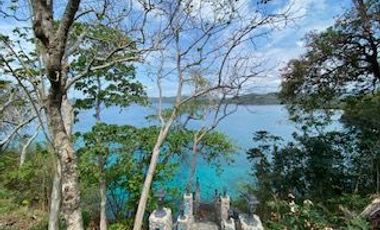 Newly Renovated House & Lot with Unobstructed Seaview