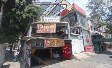 Local comercial en RENTA, esquina con Eje 1 C. Guerrero