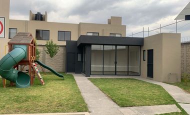 CASA EN RENTA EN SAN MATEO ATENCO LA ESMERALDA 1