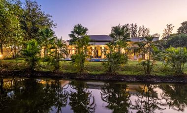 Boca Raton Inspired Luxury Villa for SALE in Affluent Neighborhood Saraphi