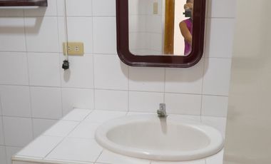 295 sq.m. townhouse of 5 bedrooms, for rent in Emerald Estate-Cebu City @ P50k/month