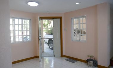 295 sq.m. townhouse of 5 bedrooms, for rent in Emerald Estate-Cebu City @ P50k/month