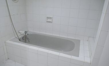 295 sq.m. townhouse of 5 bedrooms, for rent in Emerald Estate-Cebu City @ P50k/month