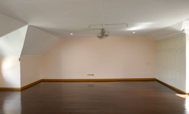 295 sq.m. townhouse of 5 bedrooms, for rent in Emerald Estate-Cebu City @ P50k/month