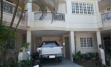 295 sq.m. townhouse of 5 bedrooms, for rent in Emerald Estate-Cebu City @ P50k/month