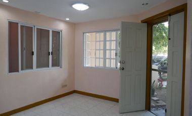 295 sq.m. townhouse of 5 bedrooms, for rent in Emerald Estate-Cebu City @ P50k/month