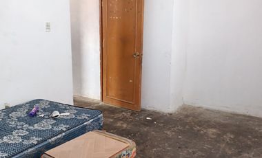 CASA EN VENTA, CON AMPLIO PATIO, VILLAS DE ZUMPANGO.