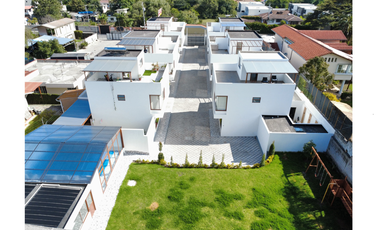 Casa de venta en Conjunto Residencial SAN MARTÍN, Tumbaco calle Gonzalo Pizarro y Las Minas. Barrio Santa Rosa, sector Las Cuatro Esquinas vía a Colla