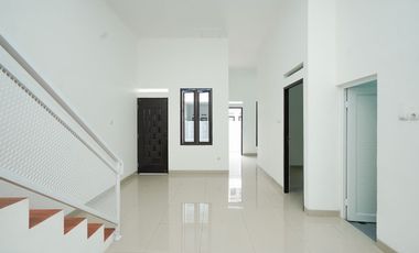 Rumah LB 126 SHM Siap Huni 8 menit ke Summarecon Mall Bekasi J-38080