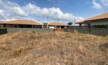 Land for sale 30% below market price, area 62 sq m, Ozone villa village, 0.9 km from Sukhumvit Road, Ban Chang, Rayong.
