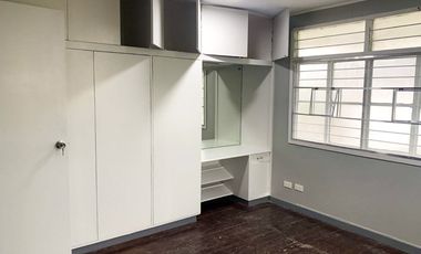 CLASSIC 2-STOREY, 4-BEDROOM HOUSE WITH PARKING FOR RENT IN WHITE PLAINS