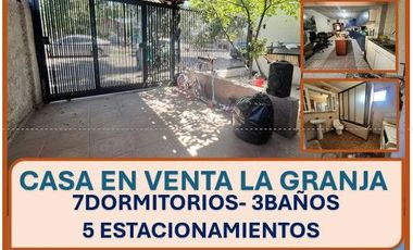 Casa de dos pisos, 7d+3b+5 estacionamientos en Cinco Norte, La Granja