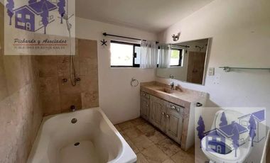 CUERNAVACA CASA EN VENTA EN PALMIRA 4 RECAMARAS  DENTRO DE PRIVADA