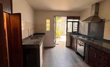 CUERNAVACA CASA EN VENTA EN PALMIRA 4 RECAMARAS  DENTRO DE PRIVADA