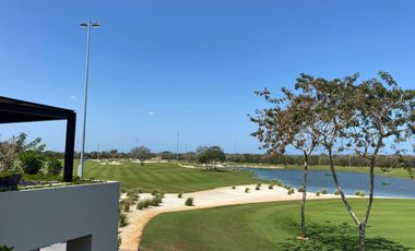 Terrenos en Venta en fraccionamiento de Lujo con campo de golf y amenidades