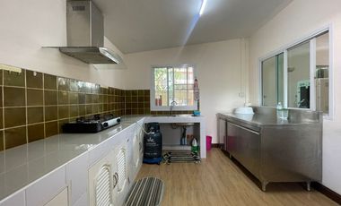 Quick sale for a covid price!! Quality house located in local community area near local freash market, convenience store, temple and hospital located