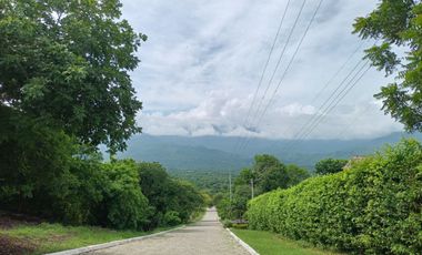TERRENO DE1.600 MTS2 EN CONJUNTO CERRADO CAMPESTRE EN SANTA MARTA.