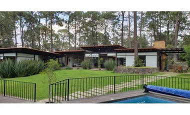 MAGNIFICA CASA EN VENTA, EN AVANDARO