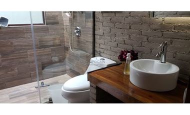 MAGNIFICA CASA EN VENTA, EN AVANDARO