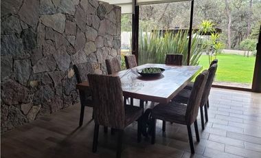 MAGNIFICA CASA EN VENTA, EN AVANDARO