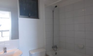 Comodo departamento en venta 1D en Suite - Excelente ubicación - Vende el dueño, sin corretaje Embajador Quintana, Estación Central