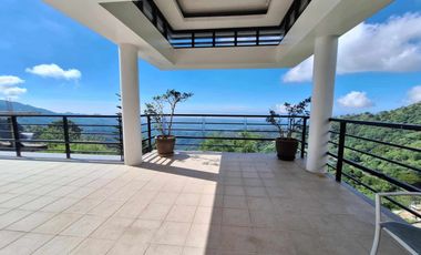3 Storey House and Lot with Fantastic View of the Mountains