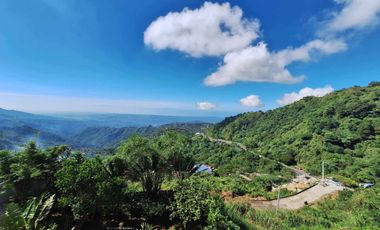 3 Storey House and Lot with Fantastic View of the Mountains