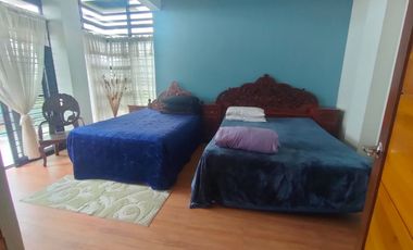 3 Storey House and Lot with Fantastic View of the Mountains