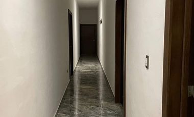 Casa en venta con Alberca en Fracc. Privado El Secreto